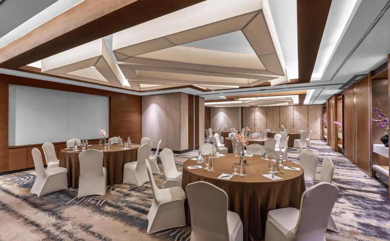 Mangkuluhur Artotel Suites Giacarta Esterno foto