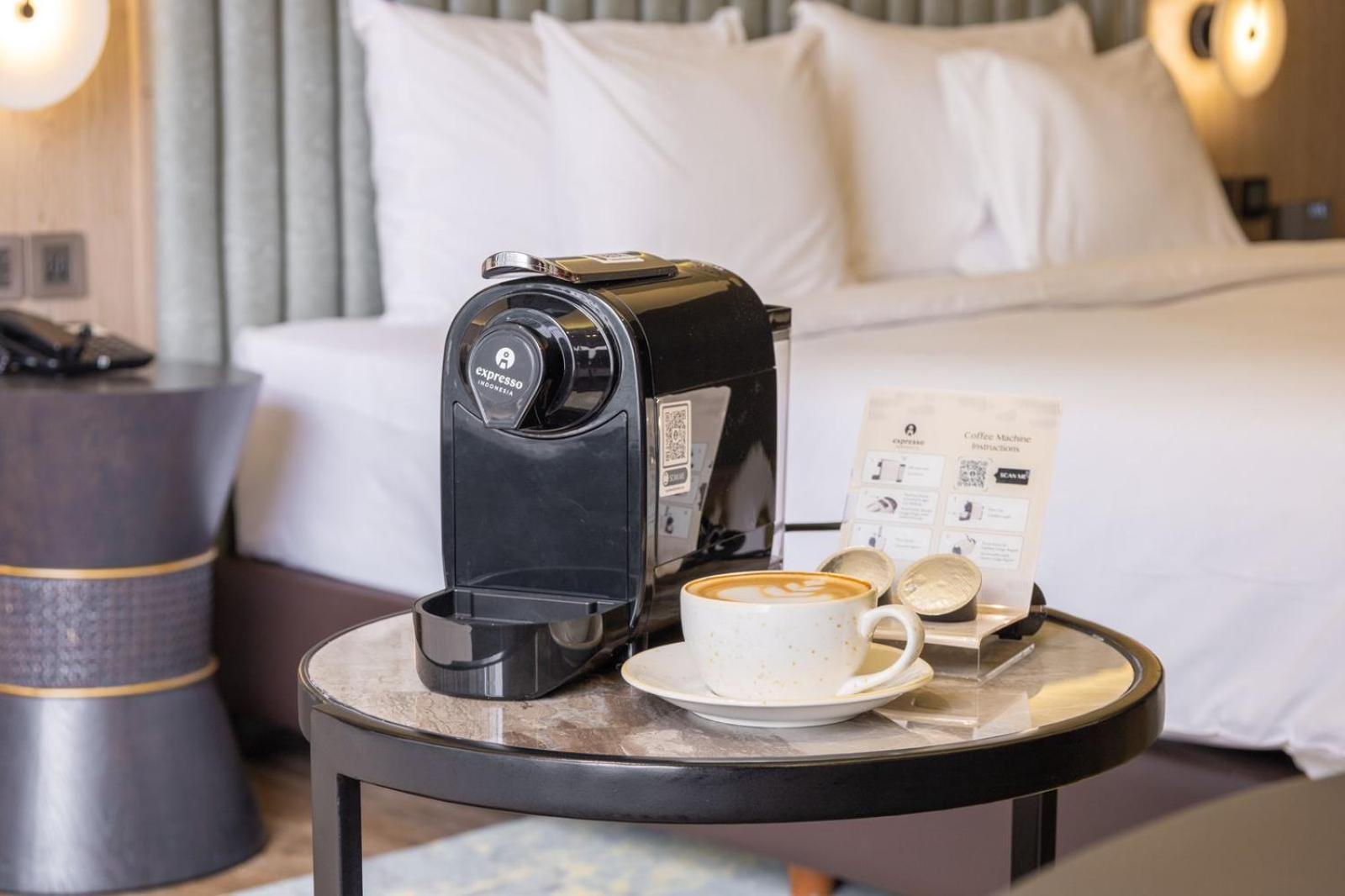 Mangkuluhur Artotel Suites Giacarta Esterno foto