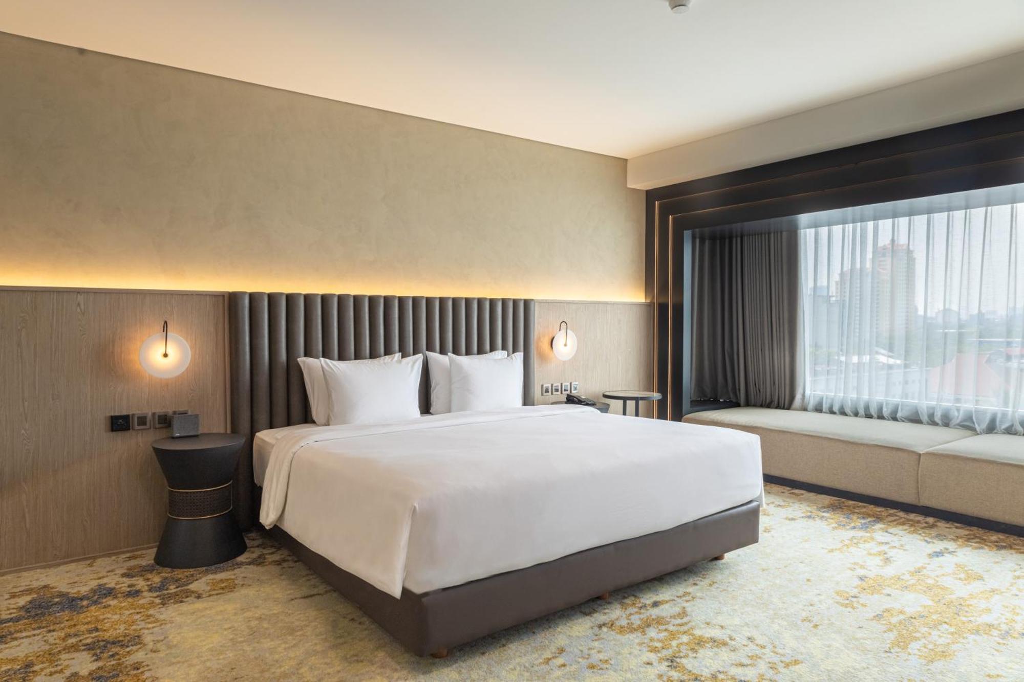 Mangkuluhur Artotel Suites Giacarta Esterno foto